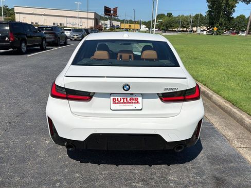 New 2026 BMW 330i Sedan w/ M Sport Package RWD image 5