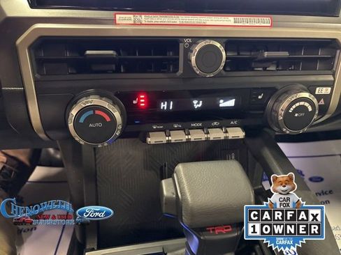 Used 2024 Toyota Tacoma TRD Sport image 16