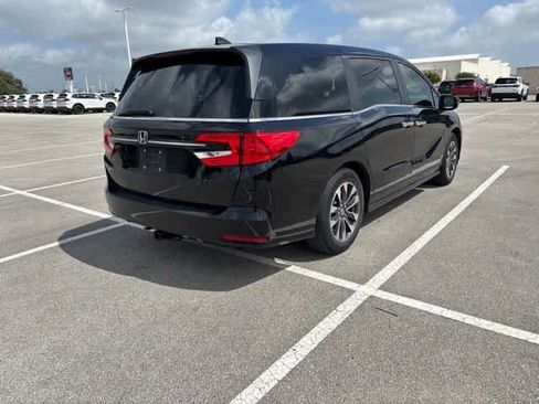 Used 2024 Honda Odyssey EX-L image 5