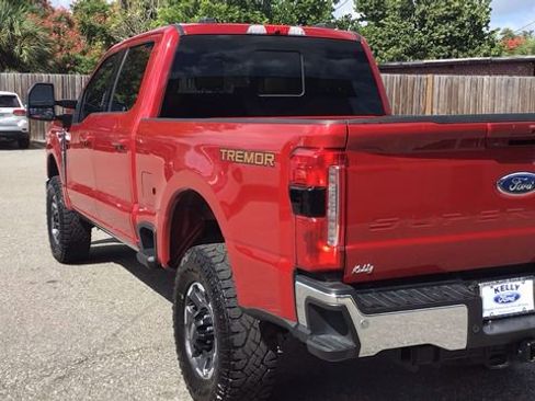 Used 2023 Ford F250 Lariat w/ Tremor Off-Road Package image 7