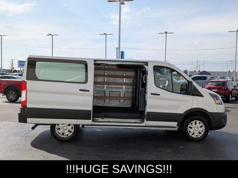 Used 2024 Ford Transit 250 Low Roof w/ Exterior Upgrade Package image 10