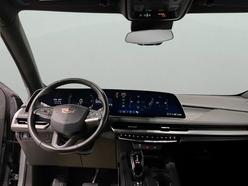 Certified 2024 Cadillac XT4 Premium Luxury image 13