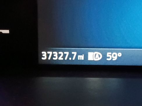 Used 2025 Ford Escape Active AWD/4WD image 2
