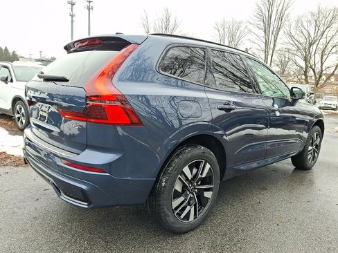 New 2026 Volvo XC60 B5 Plus w/ Climate Package AWD/4WD image 4