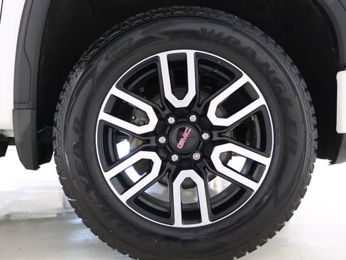 Used 2022 GMC Sierra 1500 AT4 image 82
