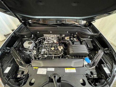 Used 2025 Volkswagen Atlas SEL Premium R-Line AWD/4WD image 31