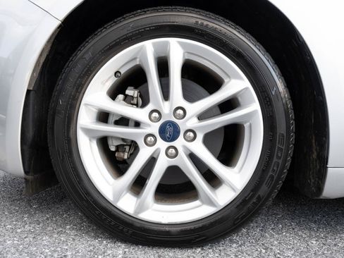 Used 2018 Ford Fusion S FWD image 36