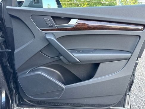 Used 2018 Audi Q5 2.0T Premium Plus image 25