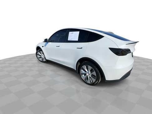 Used 2020 Tesla Model Y Long Range image 6