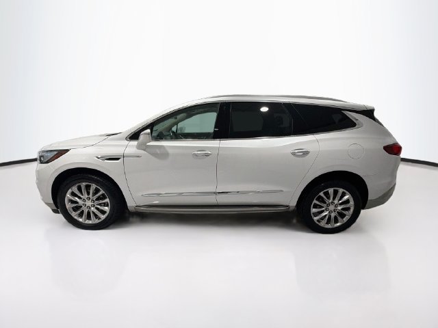 Used 2020 Buick Enclave Premium w/ Sun and Sites Package FWD image 3