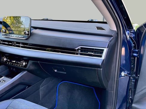 Used 2025 Mitsubishi Outlander SE AWD/4WD image 19