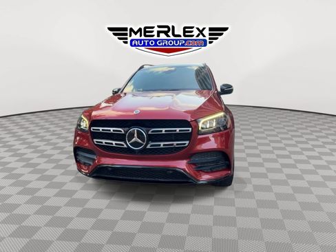 Used 2022 Mercedes-Benz GLS 450 4MATIC w/ AMG Line Exterior image 3