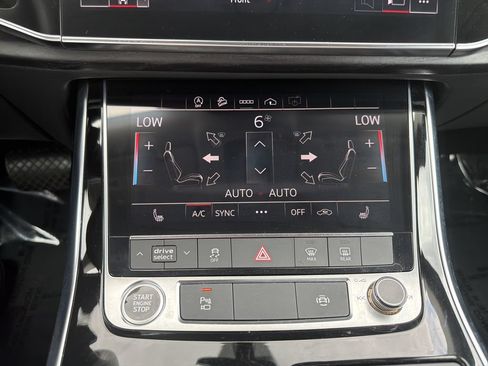 Used 2023 Audi Q8 Premium w/ Convenience Package AWD/4WD image 28