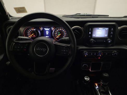 Used 2018 Jeep Wrangler Unlimited Sport AWD/4WD image 22