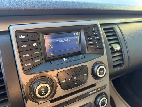 Used 2017 Ford Flex SE FWD image 37