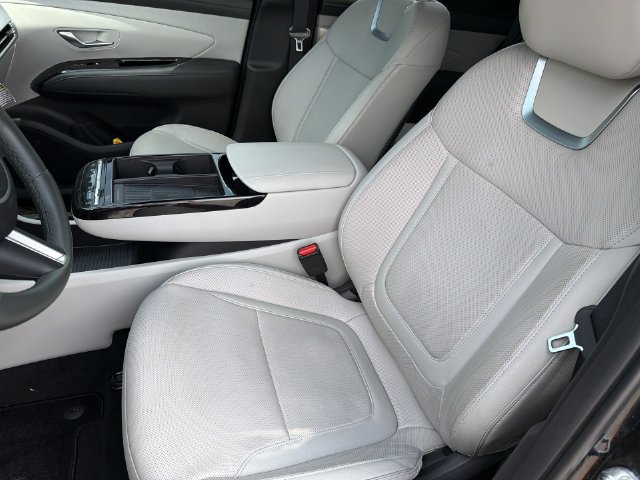 Certified 2025 Hyundai Tucson Limited AWD/4WD image 42