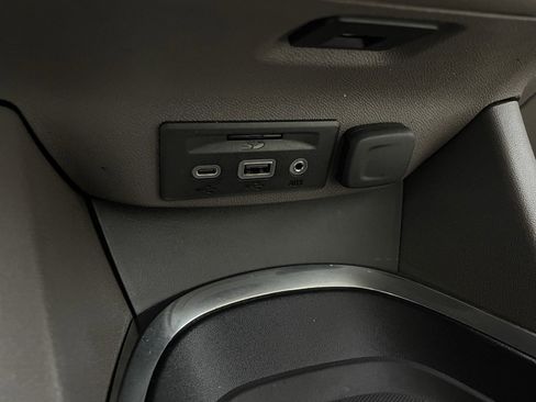 Used 2021 Chevrolet Malibu Premier image 18