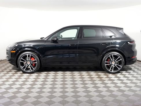 New 2026 Porsche Cayenne S AWD/4WD image 2