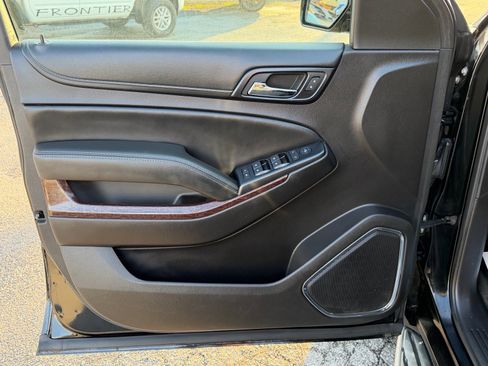 Used 2015 GMC Yukon SLE w/ Convenience Package image 19