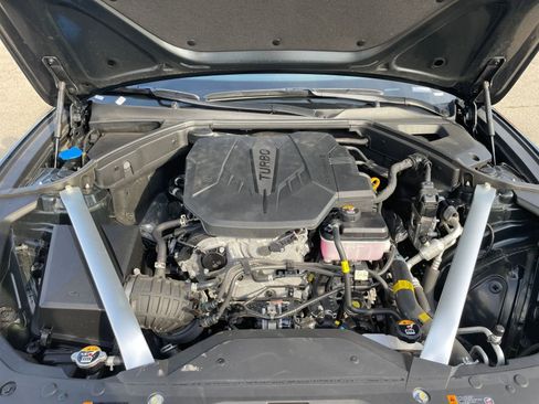 Used 2024 Genesis G70 2.5T image 32