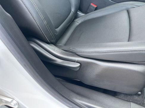 Used 2024 Buick Encore GX Sport Touring FWD image 55