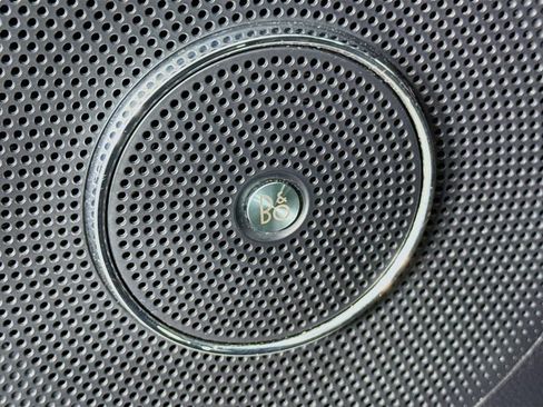 Used 2021 Ford Expedition Limited image 19