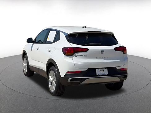 Used 2025 Buick Encore GX Preferred AWD/4WD image 11