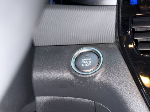 Used 2022 Hyundai Ioniq SEL image 23