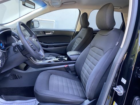 Used 2018 Ford Edge SEL FWD image 16