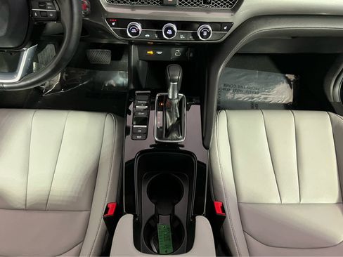 Used 2024 Acura Integra image 11