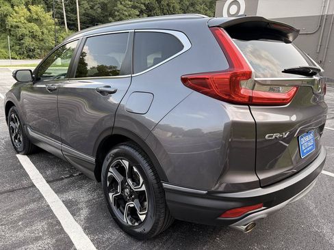 Used 2018 Honda CR-V Touring image 5