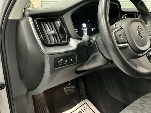 Used 2022 Volvo XC60 T8 Inscription Expression image 20