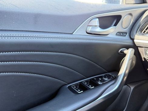 Used 2022 Kia Stinger GT2 image 11