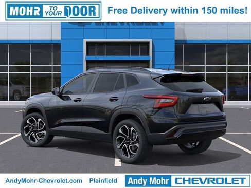 New 2026 Chevrolet Trax RS image 3