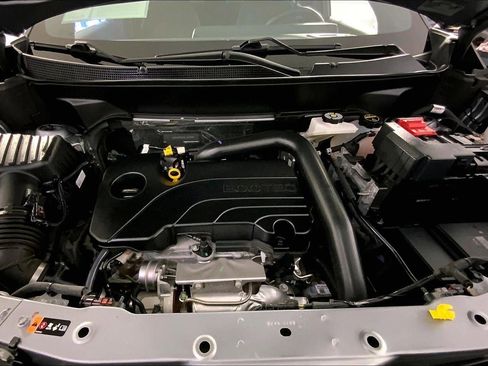 Used 2025 Chevrolet Equinox LT image 10