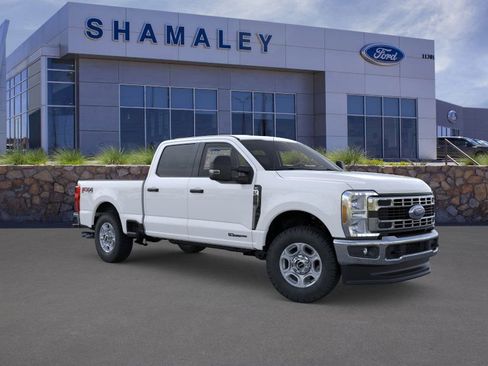 New 2026 Ford F250 XLT w/ FX4 Off-Road Package image 7