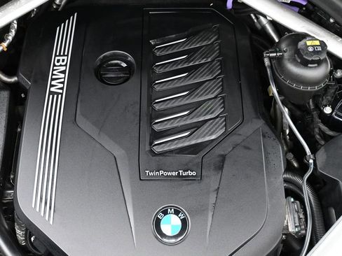 Used 2022 BMW X5 xDrive40i AWD/4WD image 29