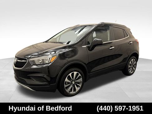 Used 2022 Buick Encore Preferred AWD/4WD image 1
