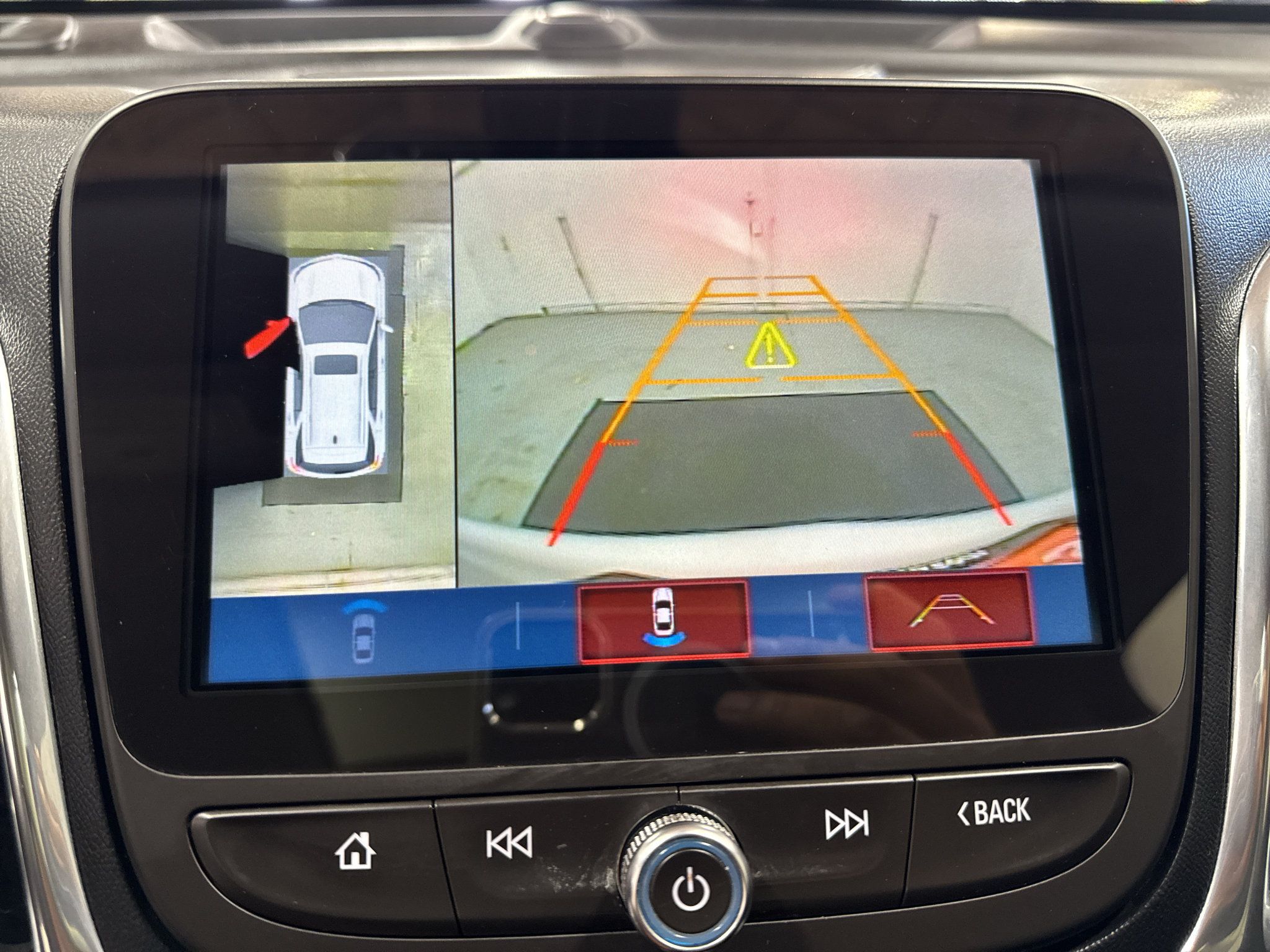 Used 2018 Chevrolet Equinox Premier AWD/4WD image 30