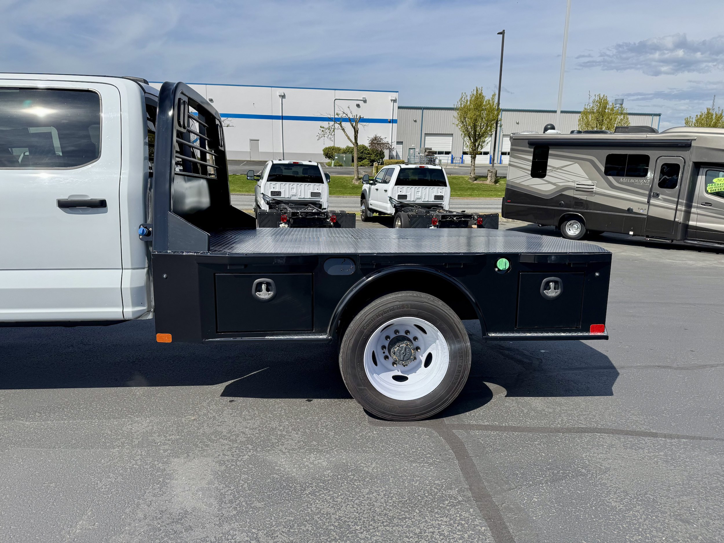 Used 2023 Ford F450 XLT w/ XLT Value Package AWD/4WD image 9