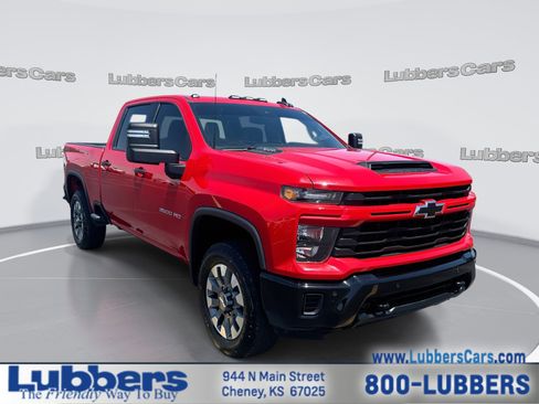 Used 2025 Chevrolet Silverado 2500 Custom w/ Custom Value Package AWD/4WD image 1