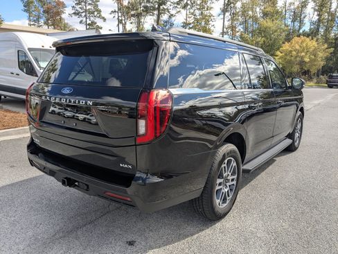 Certified 2025 Ford Expedition Max Active image 5