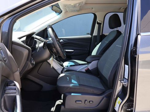 Used 2015 Ford Escape SE FWD image 8