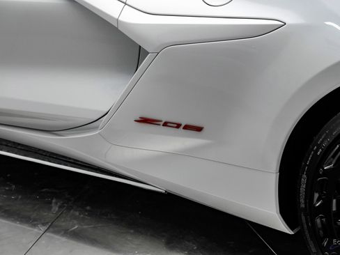 Used 2023 Chevrolet Corvette Z06 w/ Z07 Performance Package RWD image 42