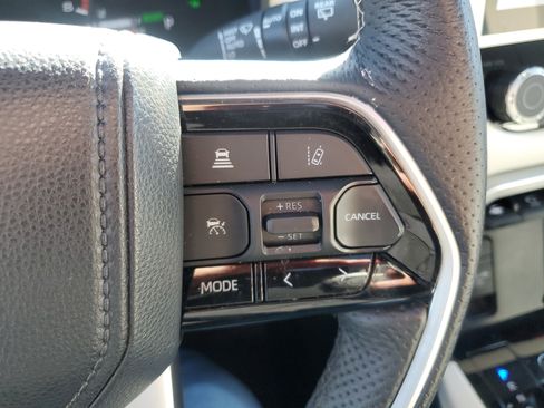 Used 2023 Toyota Sequoia Capstone image 25