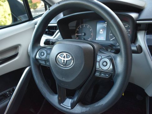 Used 2023 Toyota Corolla Cross L FWD image 25
