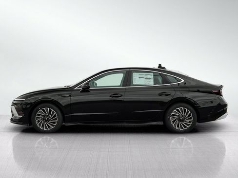 New 2026 Hyundai Sonata SEL FWD image 4
