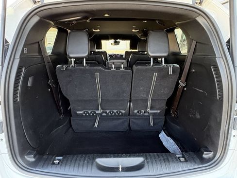 Used 2025 Chrysler Pacifica Select FWD image 27