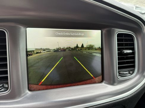 Used 2019 Dodge Charger Scat Pack image 25