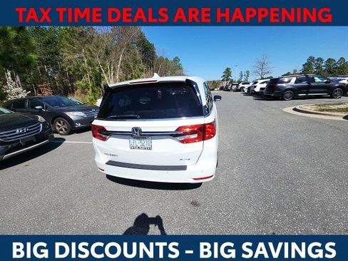 Used 2023 Honda Odyssey Elite image 14